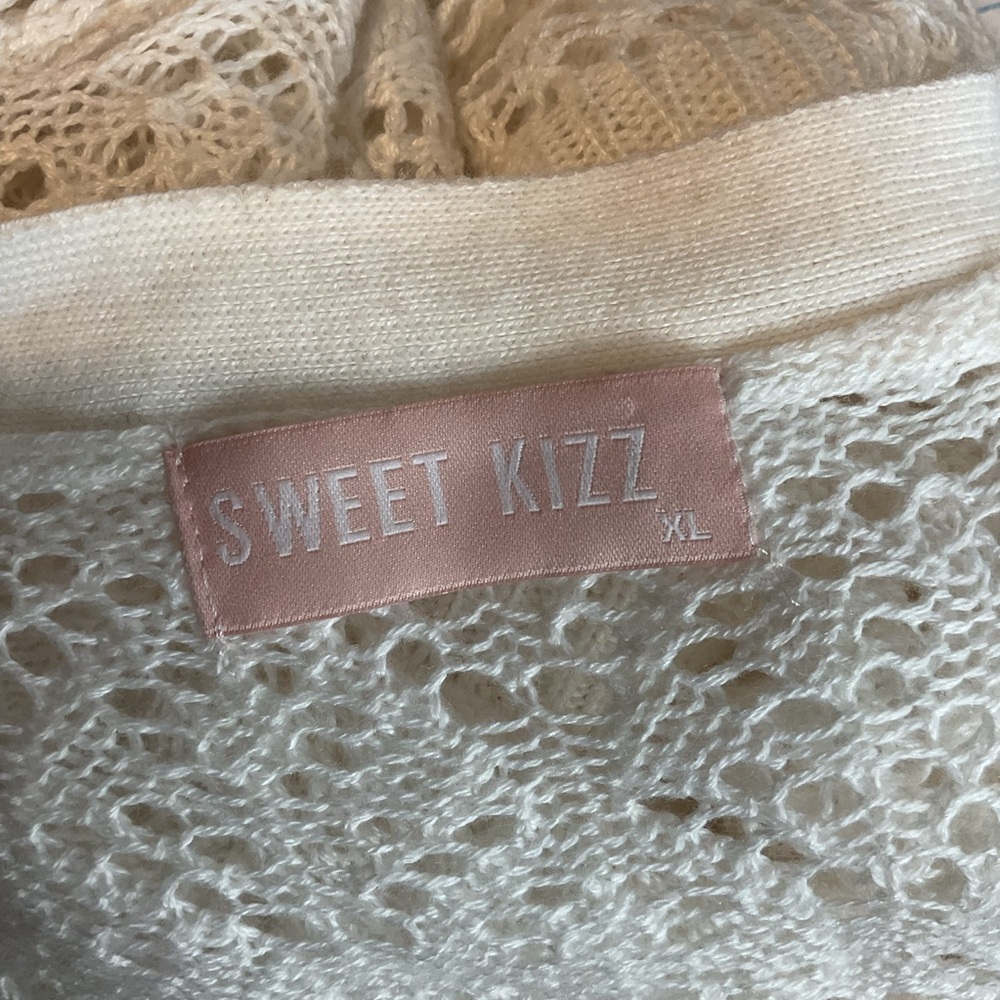 Sweet Kizz Lightweight Crochet Tie Front Cardigan Crop Top Ruffle Romantic - Picture 7 of 8
